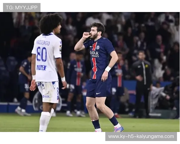 巴黎圣日耳曼攻防转换迅捷